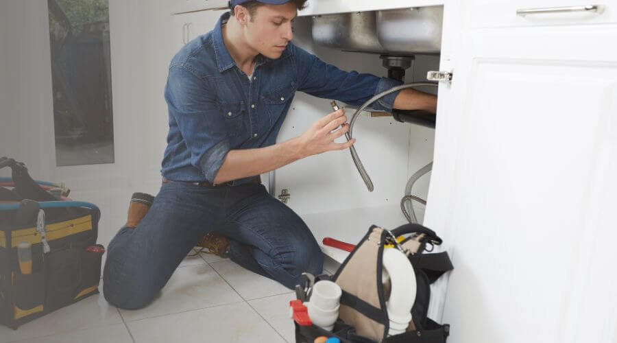 Local water heater installation in Kissimmee, FL